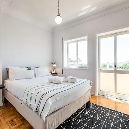 Guestready - Chromaticity Apartamento Oporto